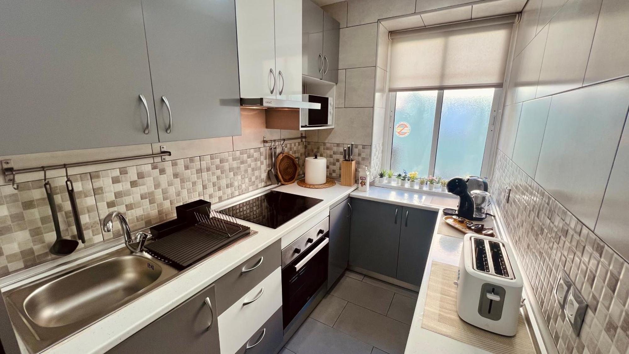 Super Comfy And Homey 4Br Apartment Peachy Stays Malaga Luaran gambar